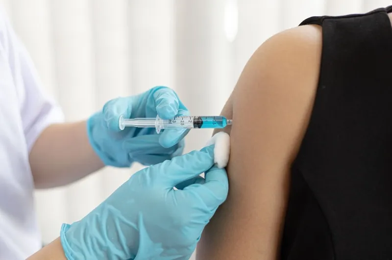 MÃ¨o cáº¯n cÃ³ cáº§n chÃ­ch ngá»«a khÃ´ng? ChÃ­ch ngá»«a mÃ¨o cáº¯n bao nhiÃªu tiá»n 3