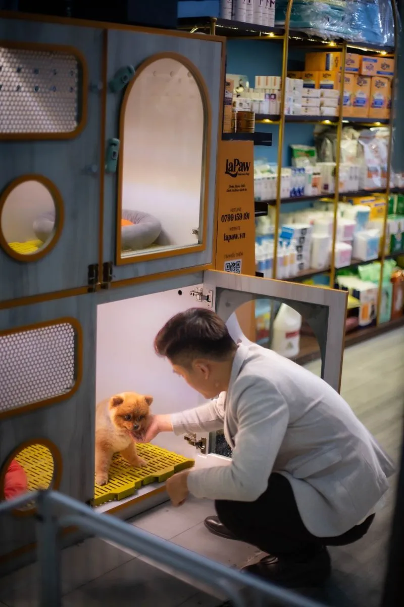 Không gian spa thú cưng hiện đại tại Pet World Quận 7